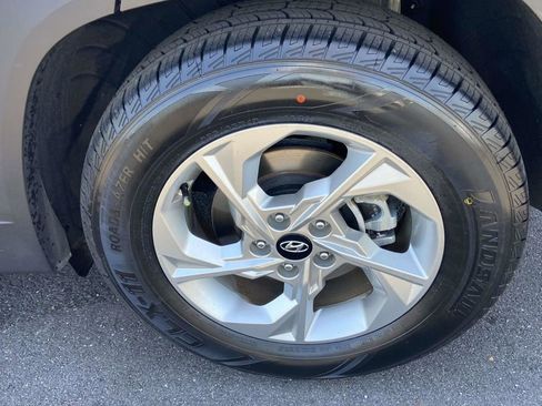 Certified 2024 Hyundai Tucson SEL FWD image 9
