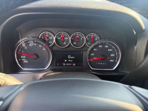 Used 2021 Chevrolet Silverado 1500 LT w/ Texas Edition Plus AWD/4WD image 9