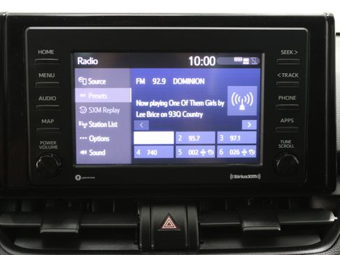 Used 2020 Toyota RAV4 LE FWD image 17
