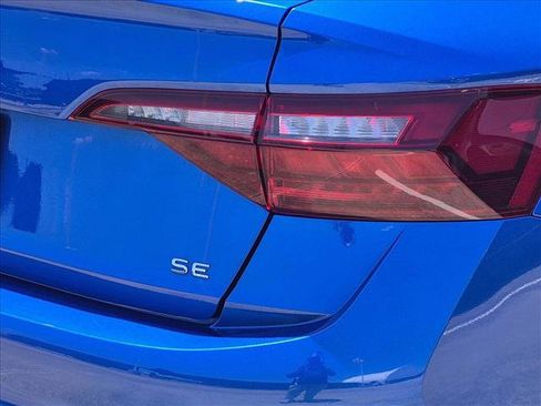 Used 2024 Volkswagen Jetta SE FWD image 20