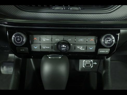 New 2026 Jeep Compass Limited w/ Sun, Sound & Navigation Group image 19