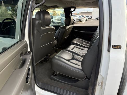 Used 2007 Chevrolet Silverado 2500 LT w/ Heavy-Duty Power Package image 39