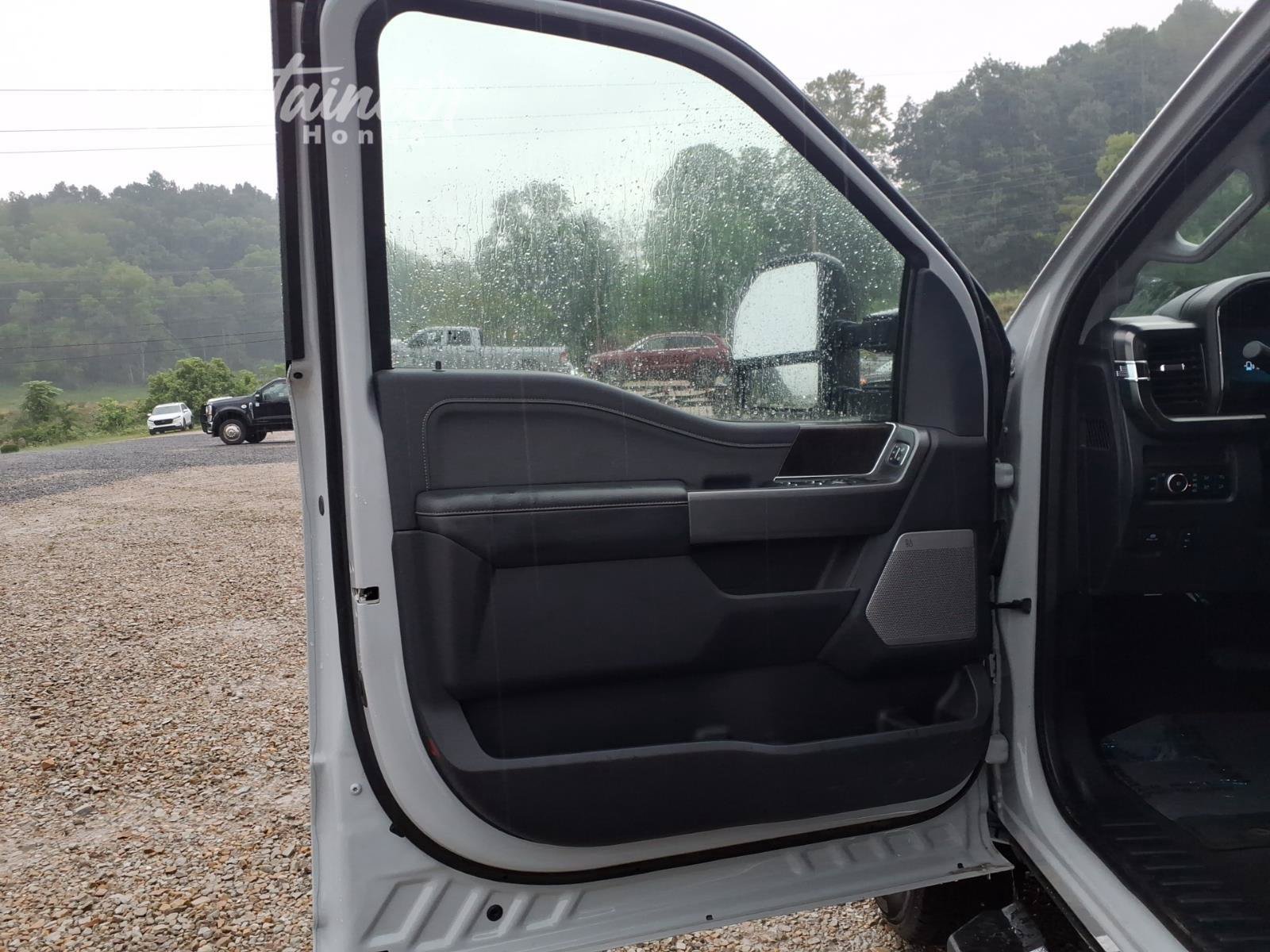 Used 2026 Ford F250 Lariat AWD/4WD image 16