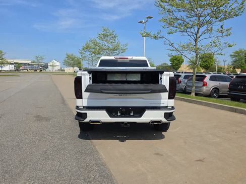 Used 2022 GMC Sierra 1500 Denali w/ Driver Alert Package II AWD/4WD image 6