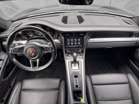 Certified 2018 Porsche 911 Cabriolet image 19