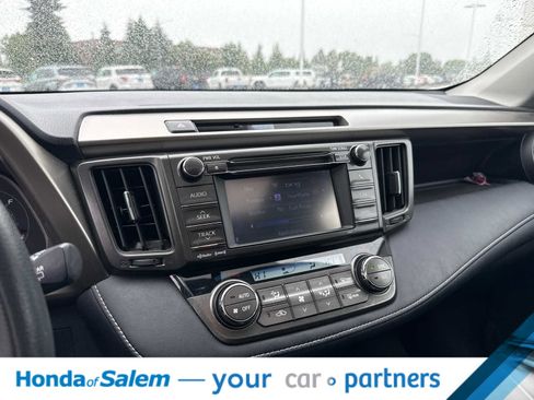 Used 2013 Toyota RAV4 XLE AWD/4WD image 17