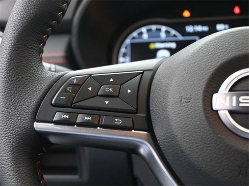 New 2025 Nissan Versa SR w/ Trunk Package image 26