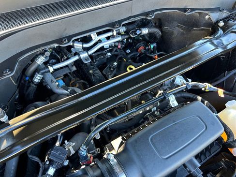 Used 2023 Ford Explorer ST-Line image 14