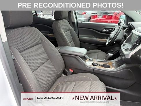 Used 2017 GMC Acadia SLE AWD/4WD image 11