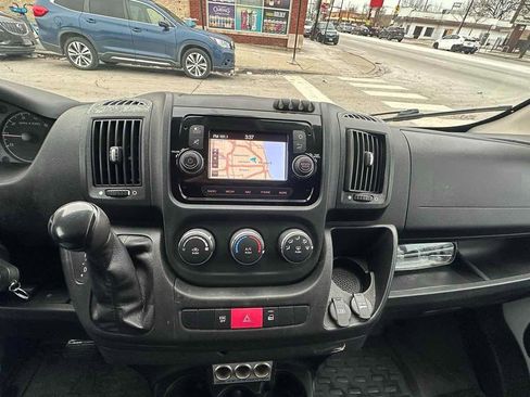 Used 2020 RAM ProMaster 2500 w/ Interior Convenience Group image 27