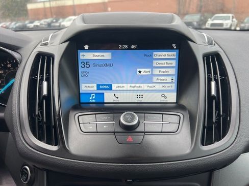 Used 2019 Ford Escape SEL image 29