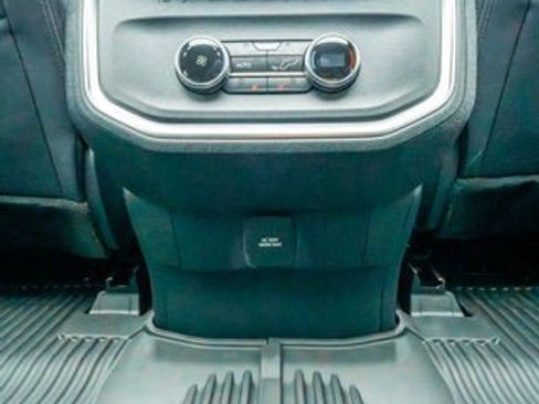 New 2025 Ford Expedition Max Platinum w/ Stealth Performance Package image 17