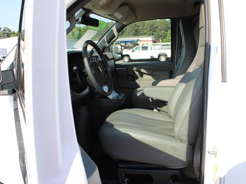 Used 2024 Chevrolet Express 2500 w/ Driver Convenience Package RWD image 35