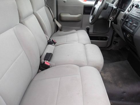 Used 2005 Ford F150 XL RWD image 17
