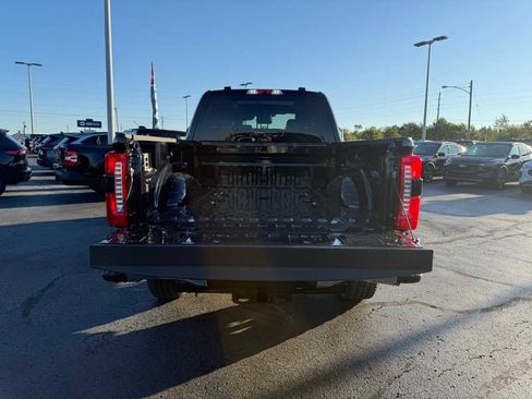 New 2026 Ford F250 Lariat w/ Chrome Package image 28