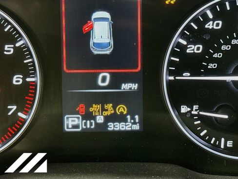 Used 2026 Subaru Crosstrek 2.5i Premium AWD/4WD image 14
