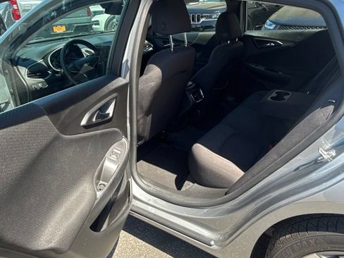 Used 2024 Chevrolet Malibu LT FWD image 15