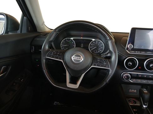 Used 2023 Nissan Sentra SV image 12