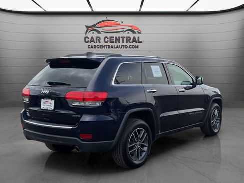 Used 2017 Jeep Grand Cherokee Limited AWD/4WD image 5