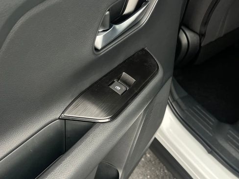 New 2026 Nissan Kicks SV w/ Cold Weather Package FWD image 17