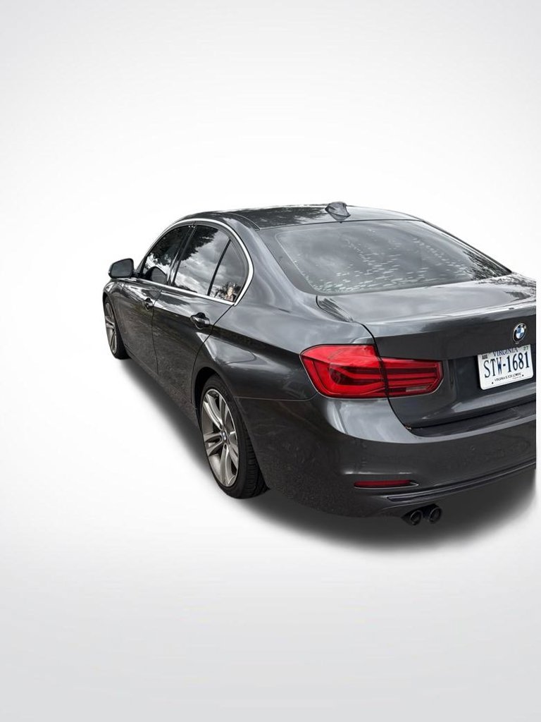 Used 2017 BMW 330i Sedan w/ Premium Package RWD image 3