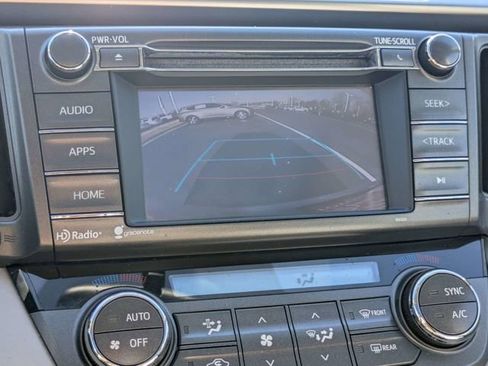 Used 2015 Toyota RAV4 XLE image 22