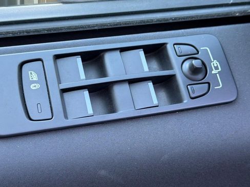 Used 2023 Land Rover Discovery Sport S AWD/4WD image 14