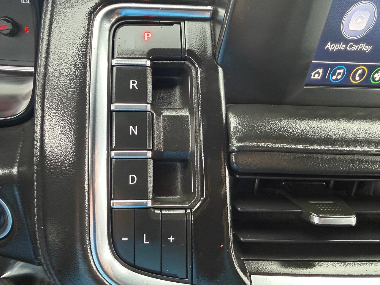 Used 2023 Chevrolet Suburban LS AWD/4WD image 37