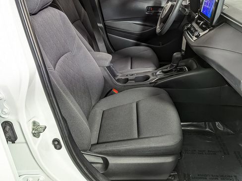 Used 2023 Toyota Corolla LE image 22