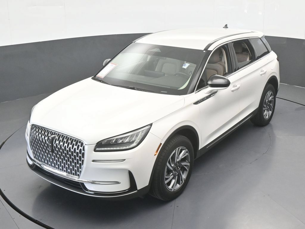 Used 2023 Lincoln Corsair FWD image 48