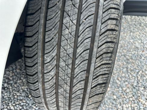 Used 2024 Chevrolet Equinox RS w/ RS Leather Package FWD image 27