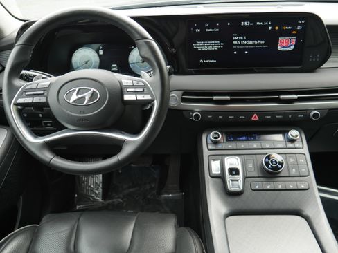 Used 2024 Hyundai Palisade Limited AWD/4WD image 19