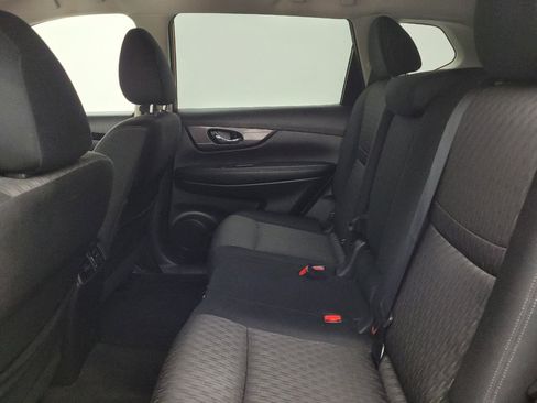 Used 2019 Nissan Rogue SV AWD/4WD image 18