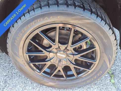 Used 2018 Chevrolet Trax Premier w/ Midnight Edition AWD/4WD image 10