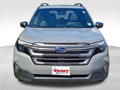 Certified 2025 Subaru Forester Premium image 2