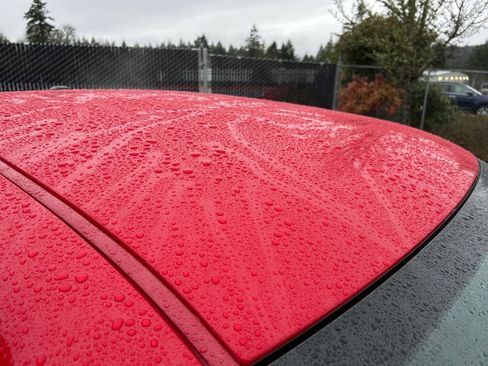 Used 2015 Dodge Challenger SXT image 28