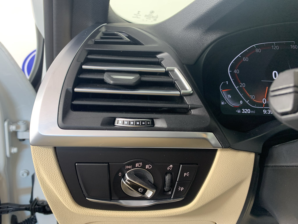 Used 2022 BMW X3 xDrive30i w/ Convenience Package AWD/4WD image 16