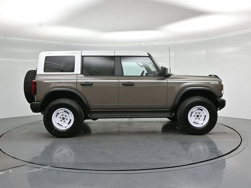 New 2026 Ford Bronco Heritage Edition AWD/4WD image 24