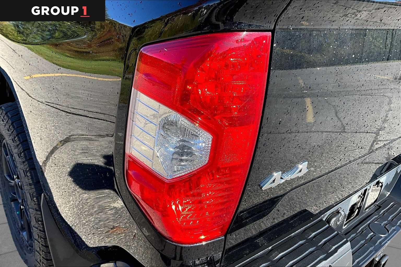 Used 2021 Toyota Tundra Platinum AWD/4WD image 28