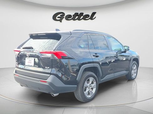 Used 2025 Toyota RAV4 XLE FWD image 5