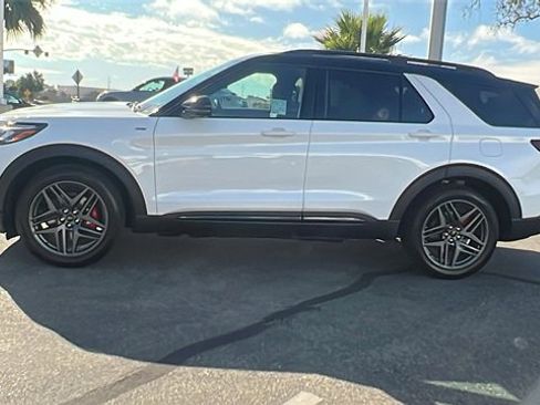 New 2025 Ford Explorer ST-Line w/ Premium Package image 6