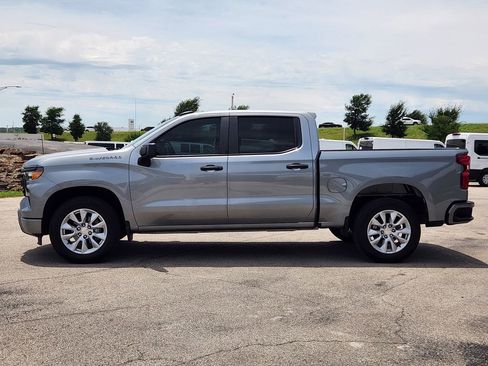 Certified 2023 Chevrolet Silverado 1500 Custom RWD image 4
