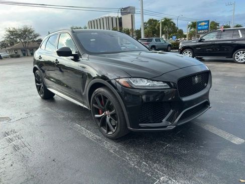 Used 2020 Jaguar F-PACE SVR image 1