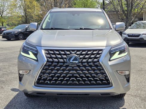 Used 2022 Lexus GX 460 Premium w/ Premium Package AWD/4WD image 2