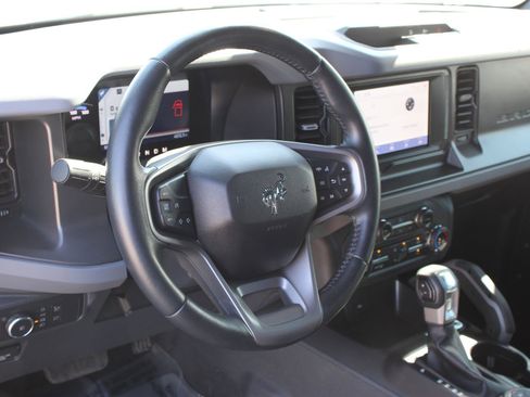 Used 2022 Ford Bronco Big Bend AWD/4WD image 11