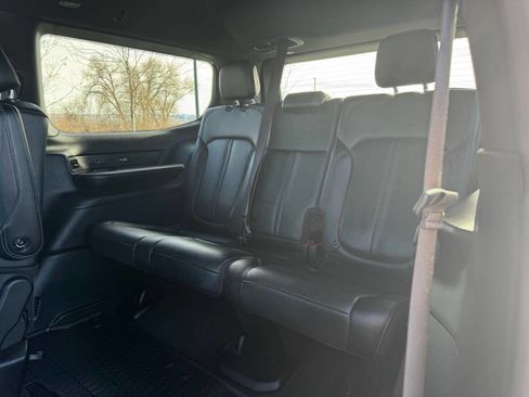 Used 2024 Jeep Wagoneer Series III image 31