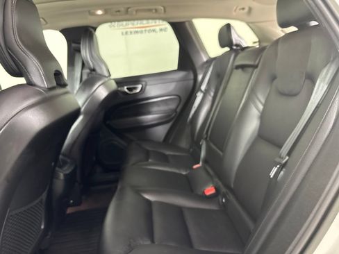 Used 2023 Volvo XC60 B5 Plus w/ Climate Package AWD/4WD image 22