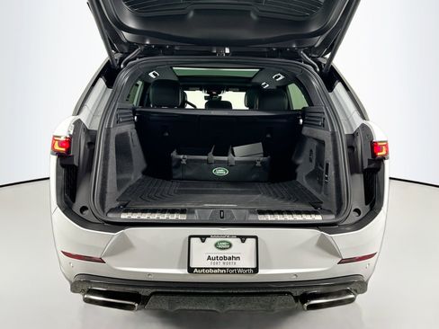 Used 2025 Land Rover Range Rover Sport Dynamic SE image 21