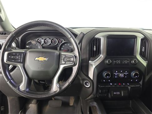 Used 2021 Chevrolet Silverado 3500 LT w/ Convenience Package image 12