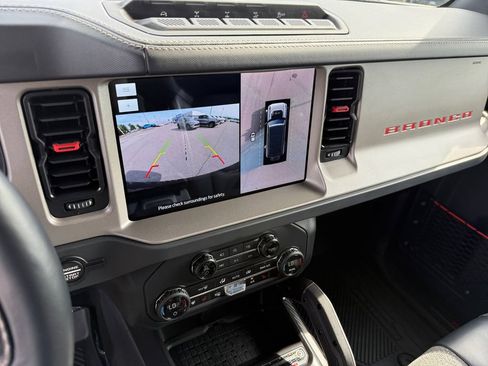 Used 2024 Ford Bronco Raptor w/ Interior Carbon Fiber Pack 6 AWD/4WD image 19